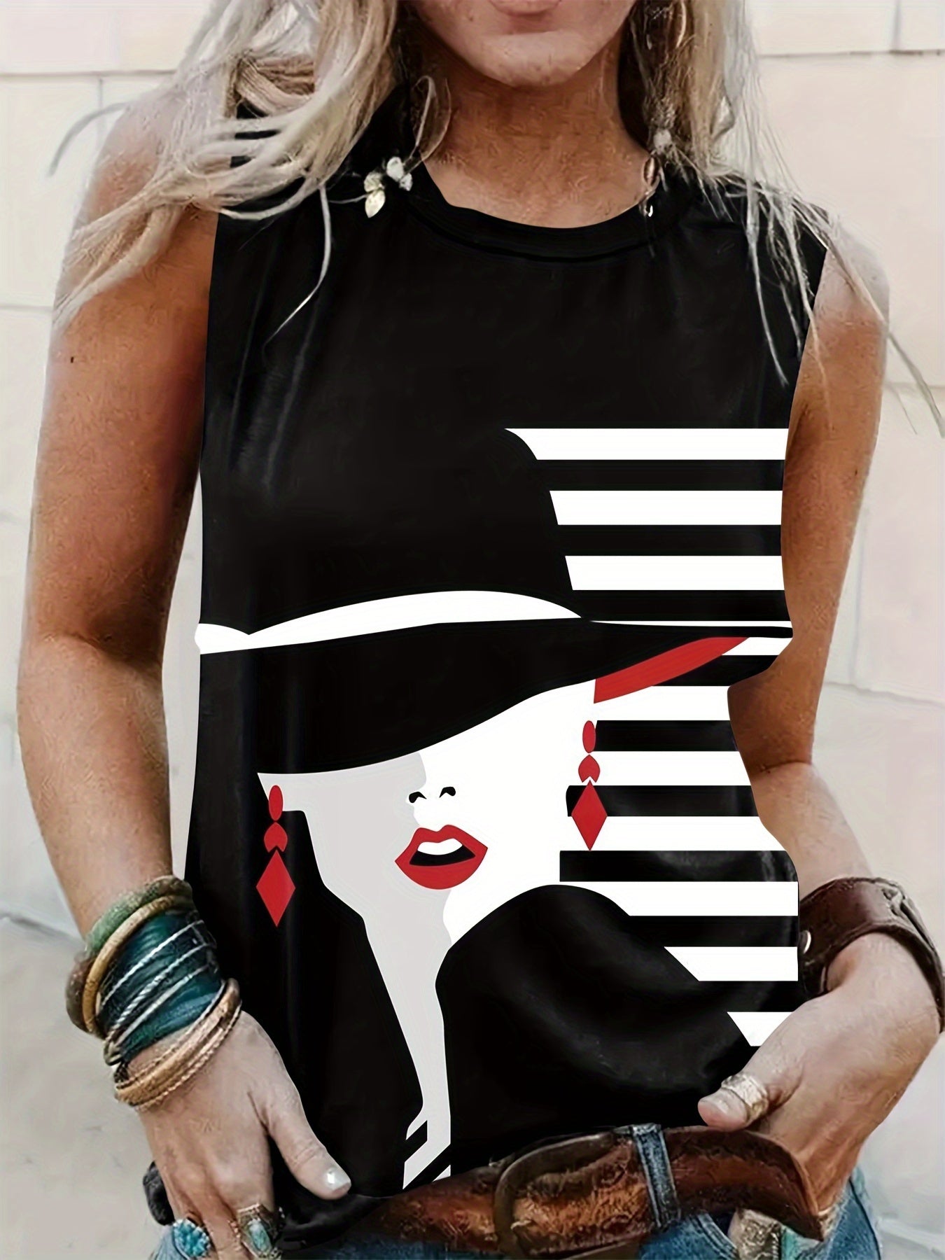 Crewneck casual contrasting portrait print vest